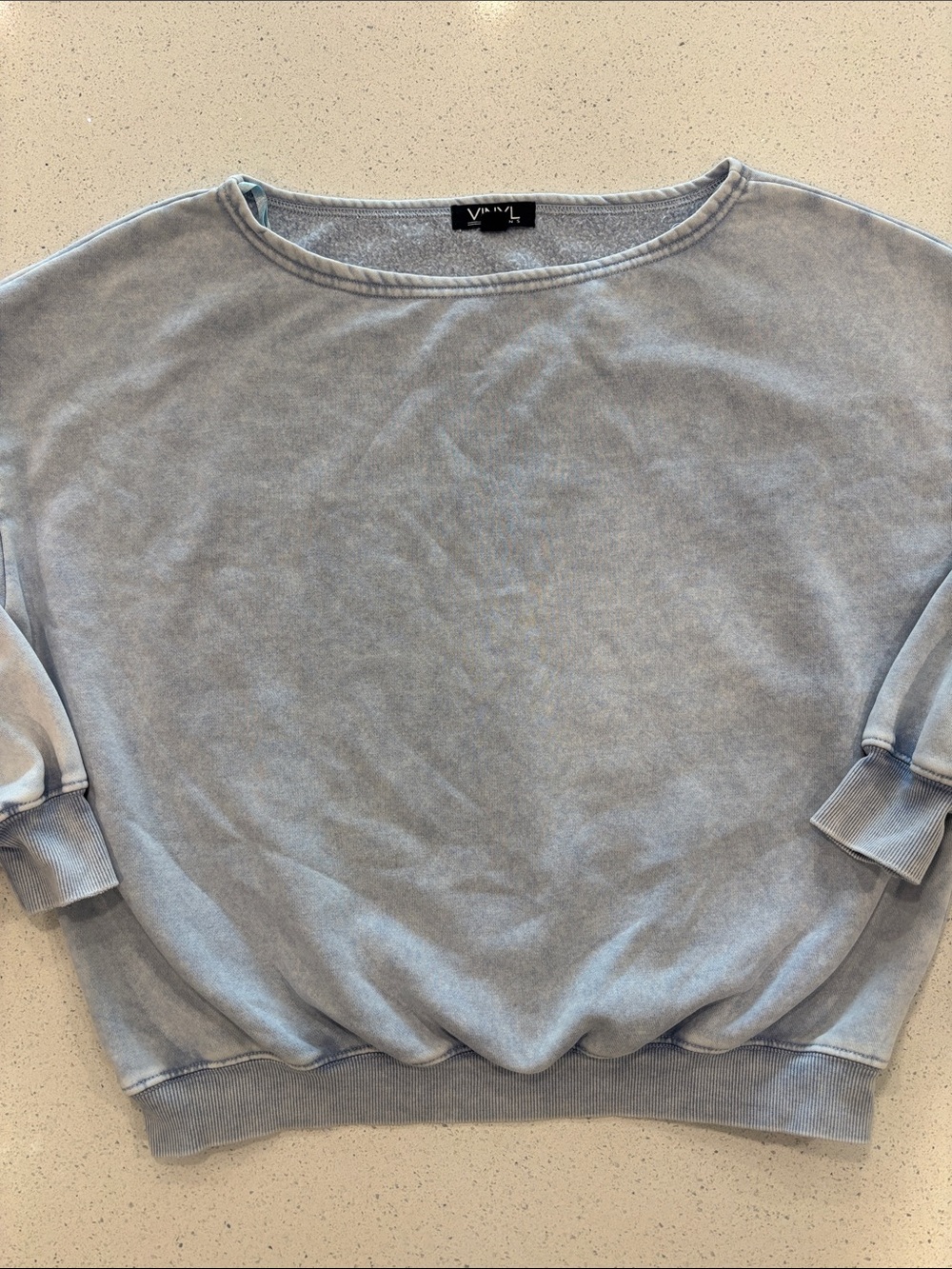 Vinyl Icons Women’s Oversized Light Blue Distressed Crewneck Sweatshirt Medium